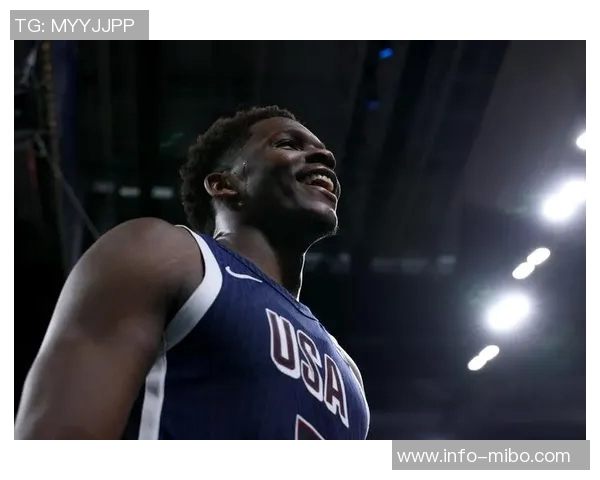 爱德华兹复出状态低迷半场仅得5分2助攻表现令人失望