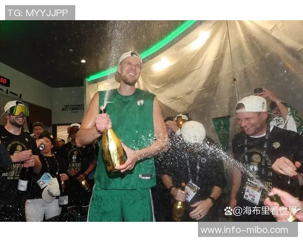 库里期待波津健康加盟称他是球队梦寐以求的中锋人选